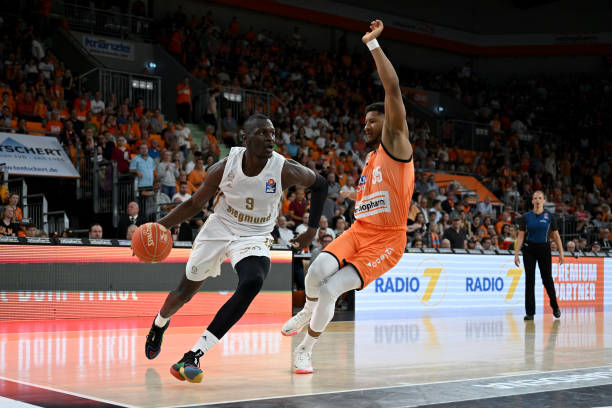 多名主力缺 多名主力缺